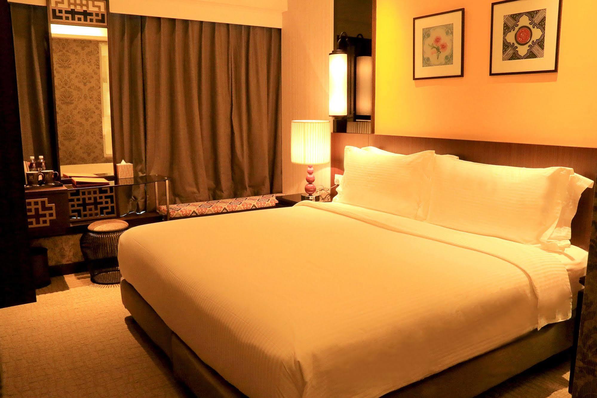 Estadia Hotel Malacca Екстериор снимка